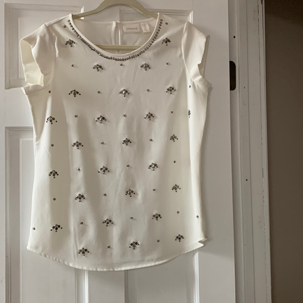 NWT - Chico’s scattered jewels cap sleeve top  size 0